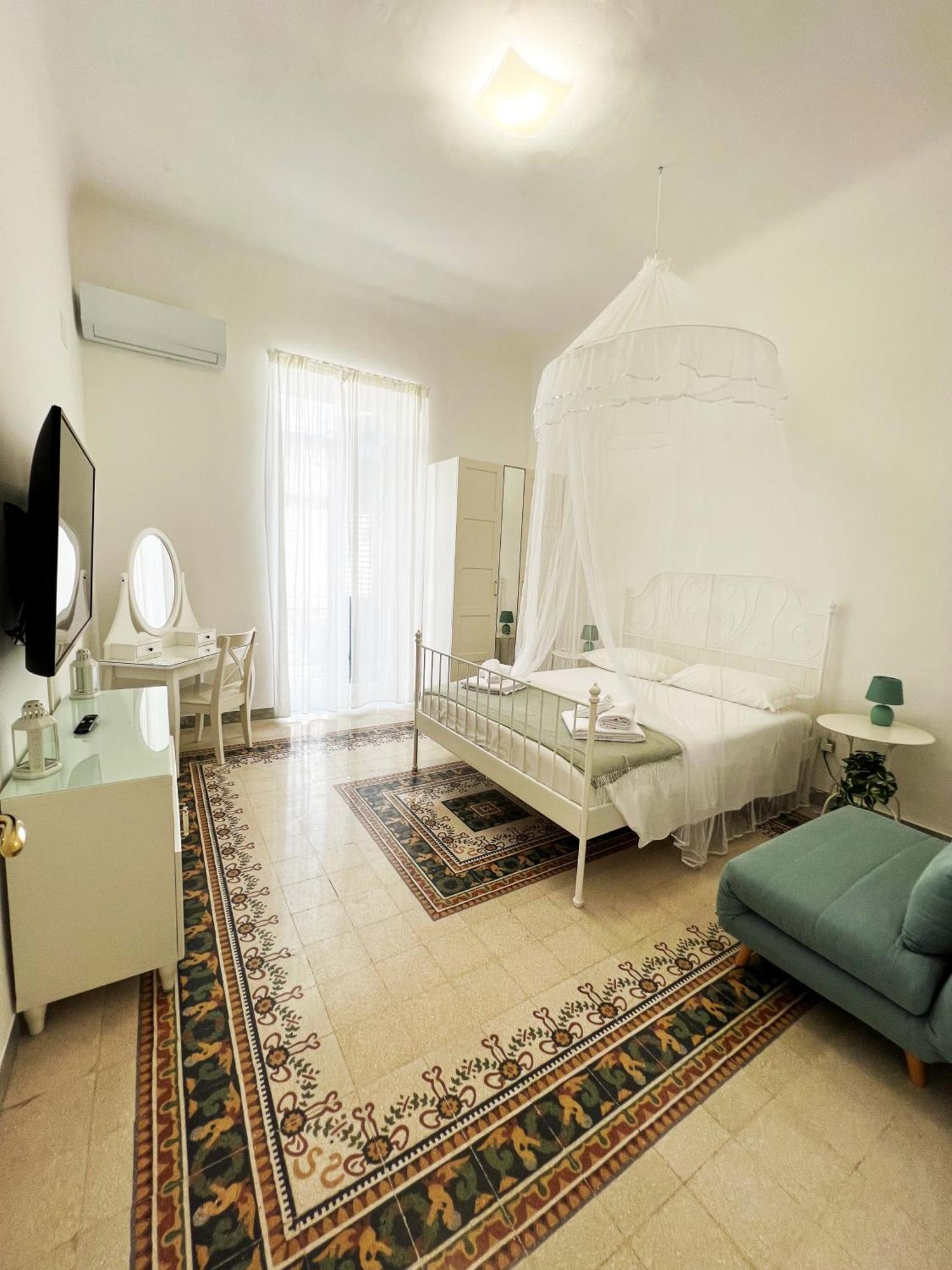 Hotel Bari Centro Harmony House Extérieur photo